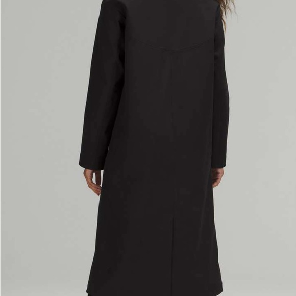 NWOT Lululemon Repelshel Maxi coat. Velcro closures added. - Picture 2 of 15